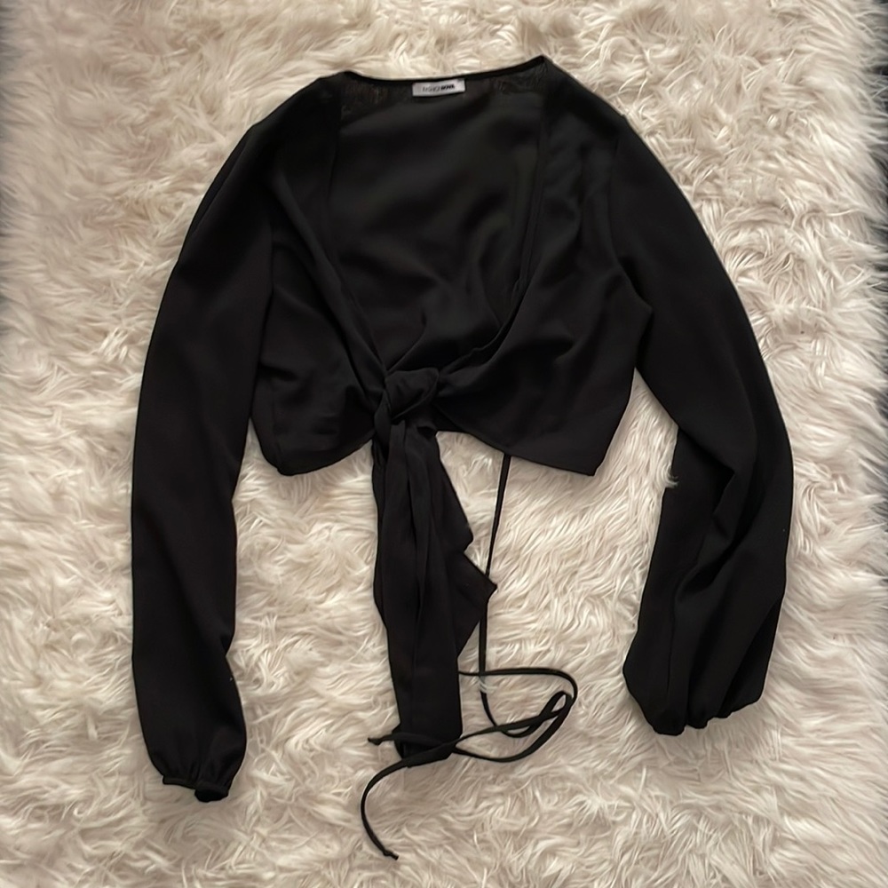 Black Tie Crop Top